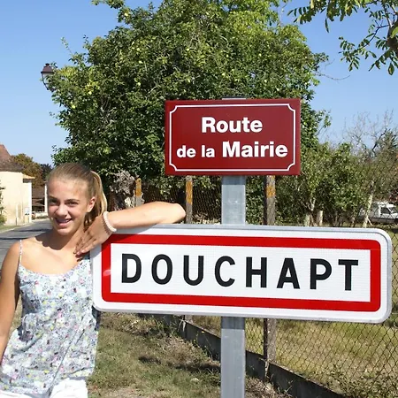 Les Templiers Bed & Breakfast Douchapt